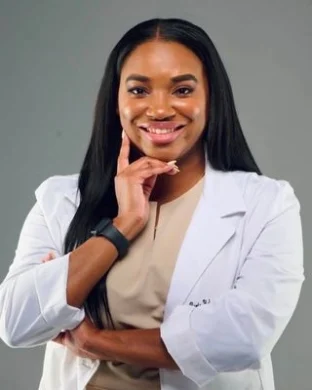 Alexis Holmes