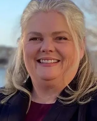 Amy Chamberlin