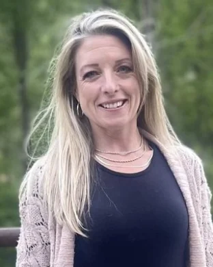 Brandee R Starling
