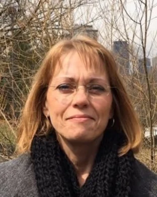 Carol Nelson