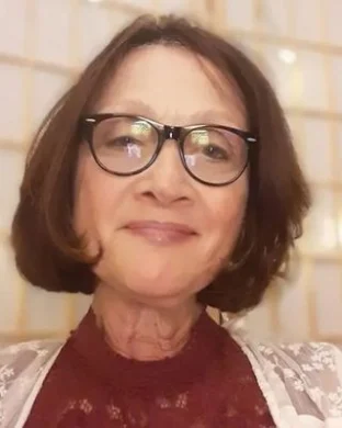Celine De Santis