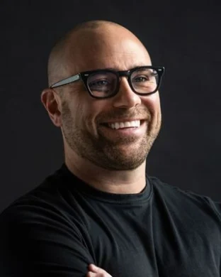 Chris J Malanga