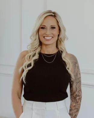 Christina Dine