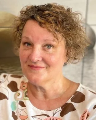 Claire Steinmetz Stuebe