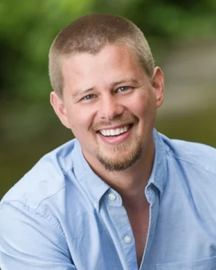 Dan Claussen | Larch Counseling
