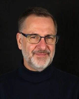 David C Low