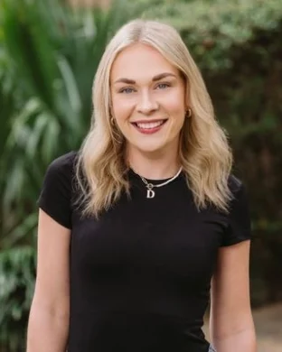 Demi Lewis