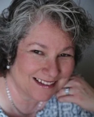 Dena Schwimmer
