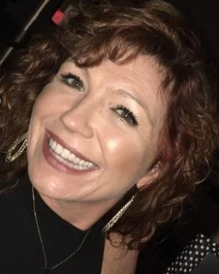 Donna San Salvador