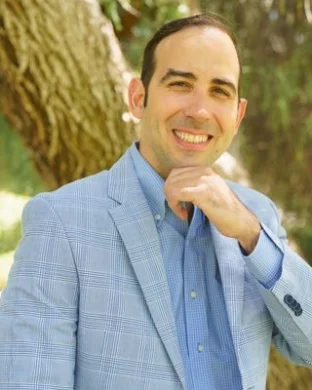 Dr. Angel Aguilera