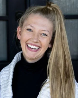 Dr. Aunastasia Zsidiewicz