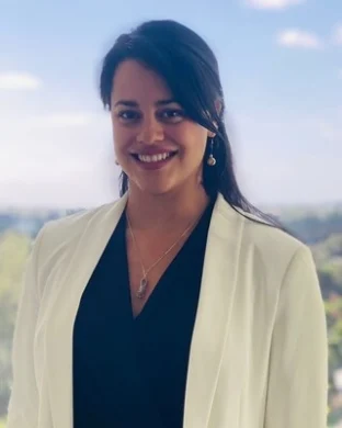 Dr. Bethania Carrión