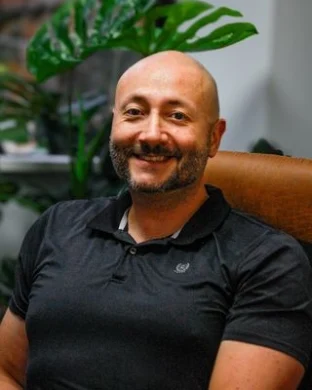 Dr. Dustin Adamo