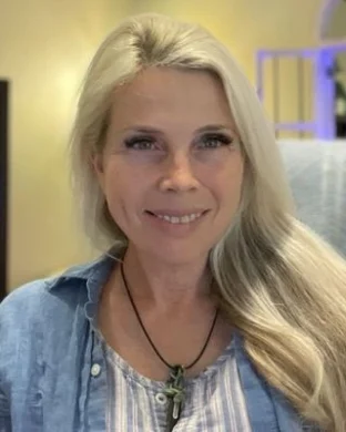 Dr. Kate Henning