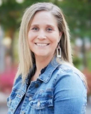 Dr. Sarah Campbell