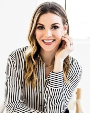 Emily Cinque