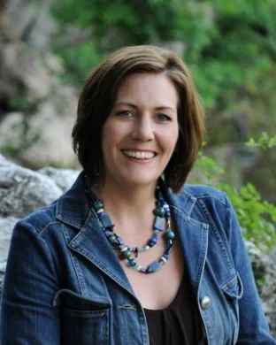 Salley Schmid
