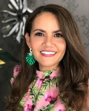 Esther De La Rosa Scott