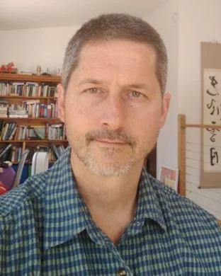 Ezra Maurer