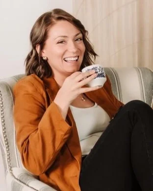 Hannah Ciampini: Emdr Intensive Therapist