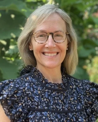 Jeanette Kuhns