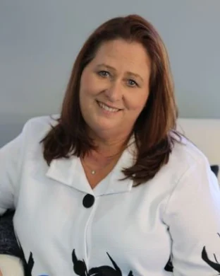 Jeannie L Mitchell