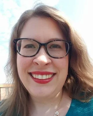 Jennifer Holak