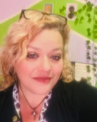 Jennifer M Bynum