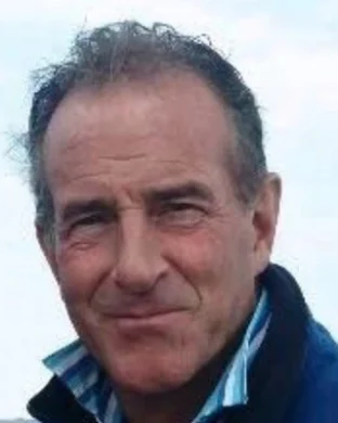 Jonathan B Clarke