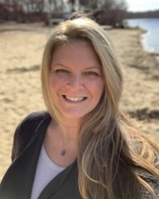 Julie DiCicco