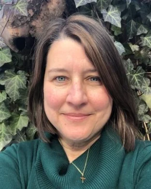 Karen M Snyder