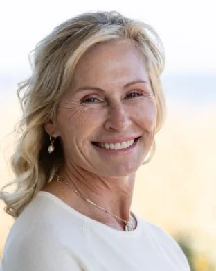 Katja Engel-Hughes