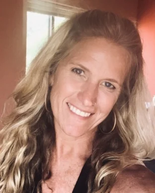 Kirsten Miller