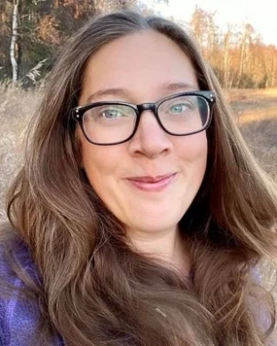 Kirsten Strolle