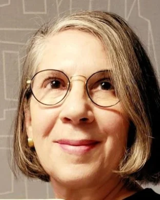 Laura Roth