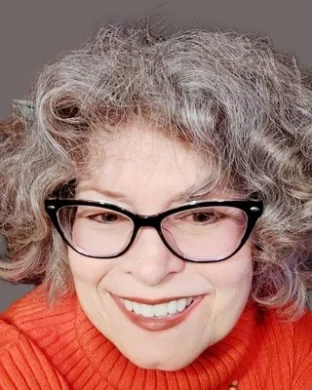 Laura Troy
