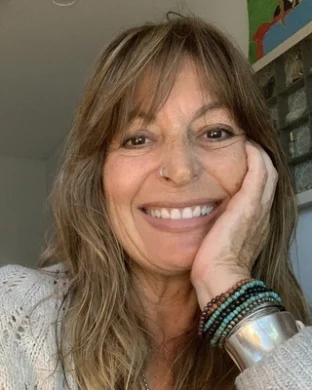 Lauren B Risoli