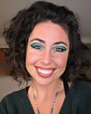Lindsey Blake