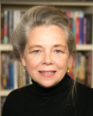 Lisa M Bell