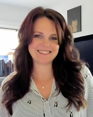 Lynda Martin