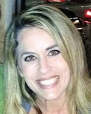 Lyndee M. Venosta