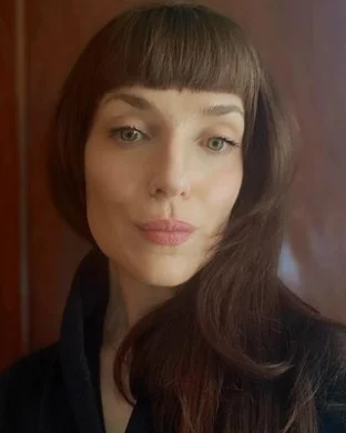 Meridith Nicholaev
