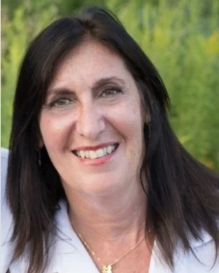 Patricia Viviana Voloschin-Weiner