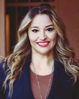 Evelyn Tovar