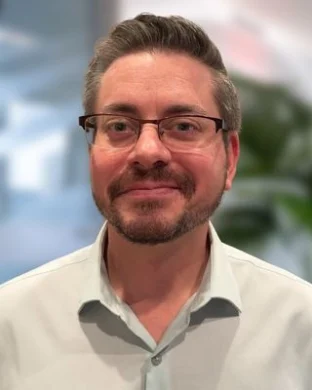 Robert J Wright
