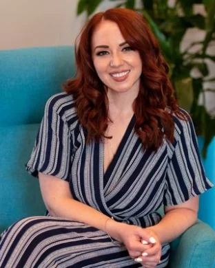 Sheree Clinedinst (Shirley)