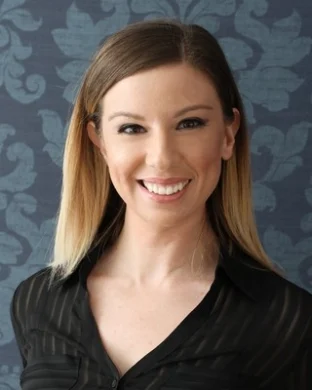 Stephanie C Lafontaine