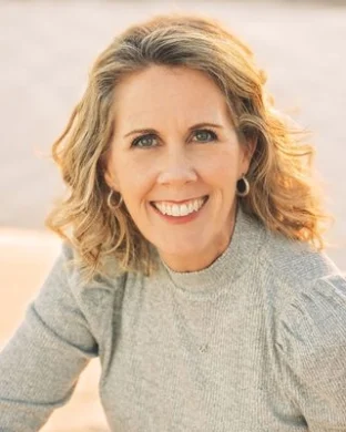 Stephanie S Peterson