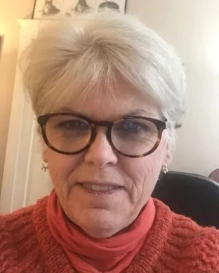 Tara deButts Langston