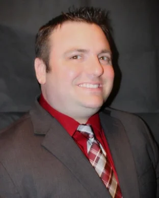 Tim D Bizelli